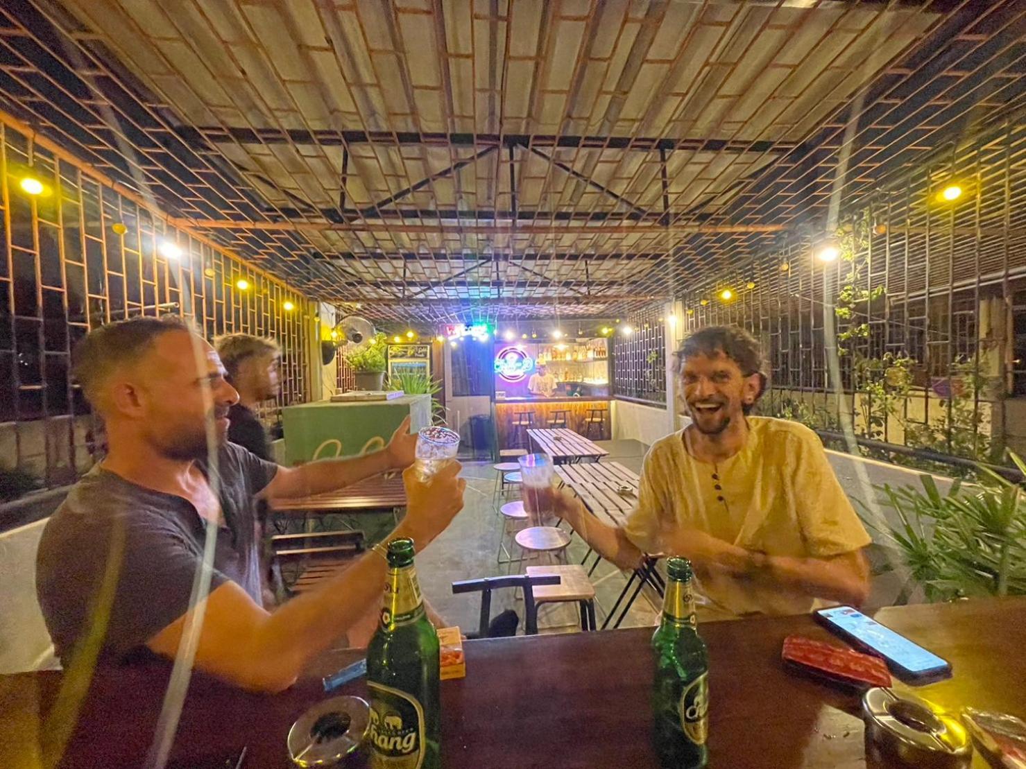 Mind Day Hostel Khaosan Бангкок Экстерьер фото